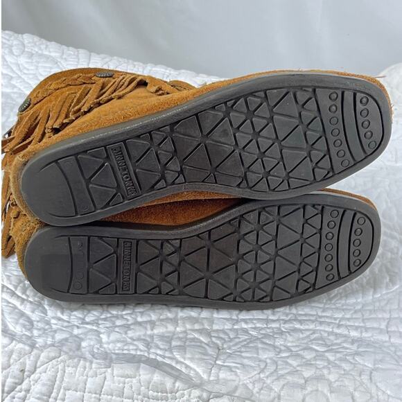 Minnetonka Women's Brown Fringe Back Zip Hippie 70's Moccasins - Size 5 - Picture 5 of 8
